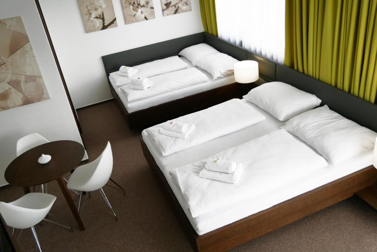 Hotel Harmony Medical & Wellness-Free Parking, 1,8Km From The Center Кромержиж Экстерьер фото