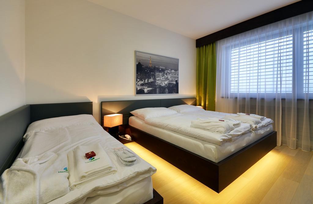 Hotel Harmony Medical & Wellness-Free Parking, 1,8Km From The Center Кромержиж Номер фото